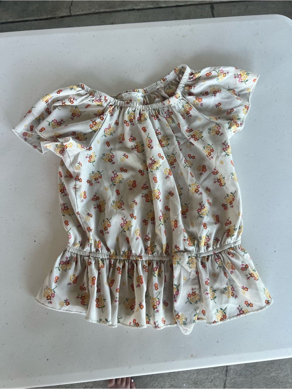 Girls' White Floral Peplum Top